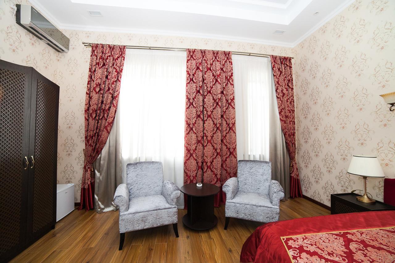 Park Hotel Karaganda Ngoại thất bức ảnh