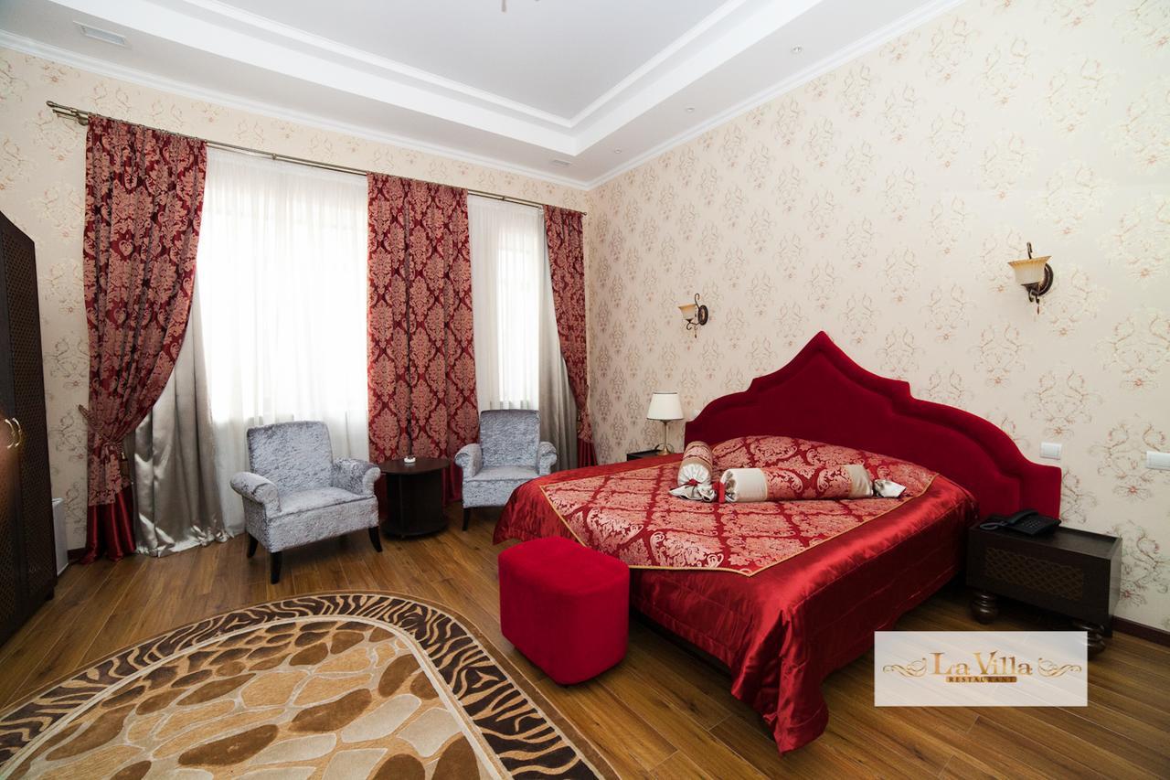 Park Hotel Karaganda Ngoại thất bức ảnh