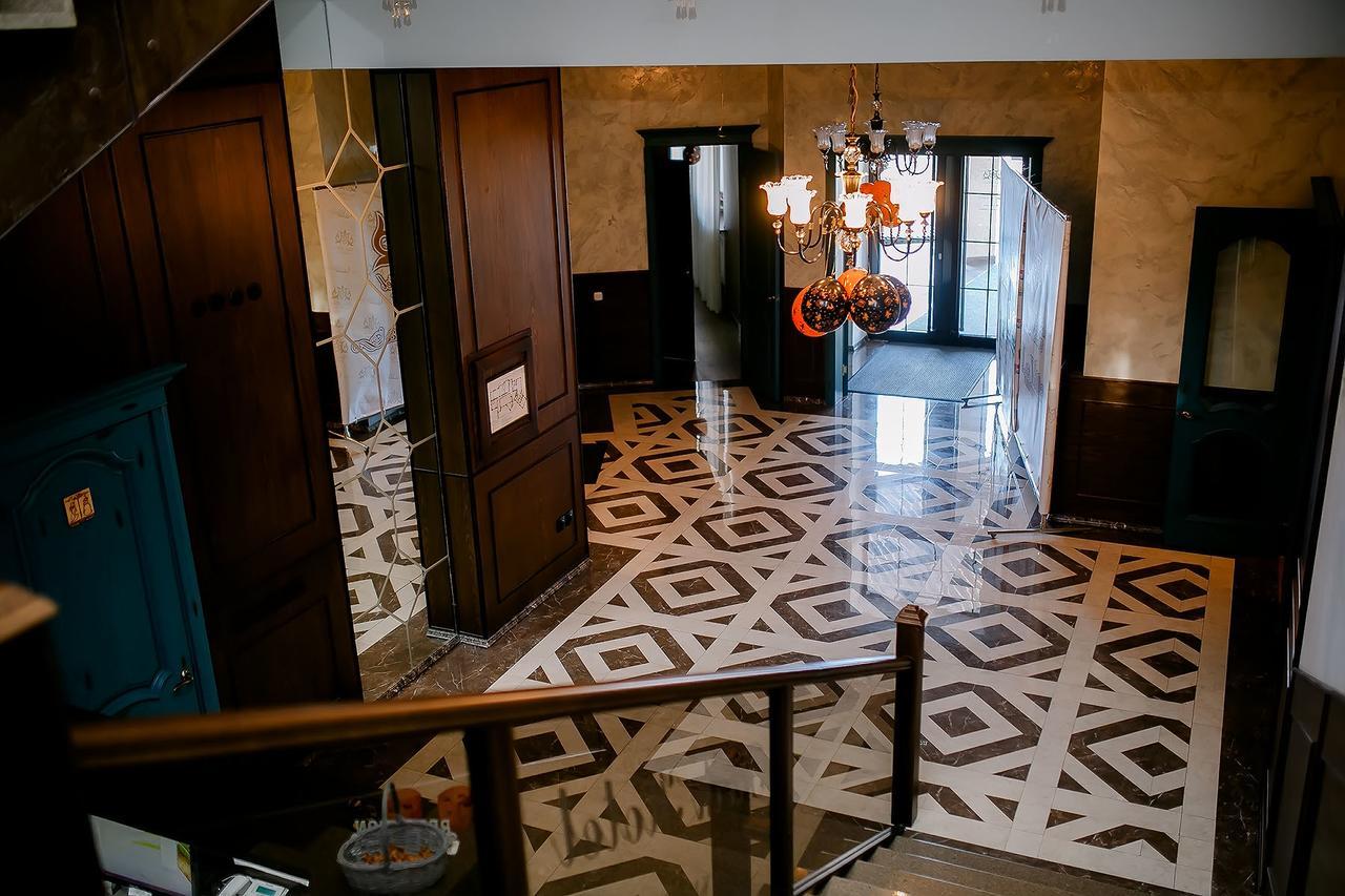 Park Hotel Karaganda Ngoại thất bức ảnh